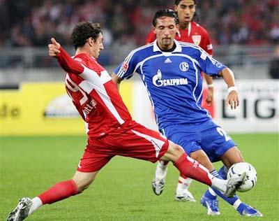 格的对抗中 格的对抗中